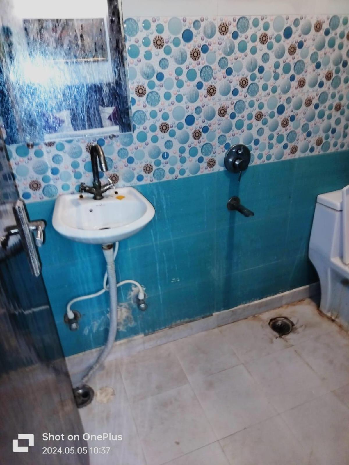 Hotel Janvi Palace Delhi Kültér fotó